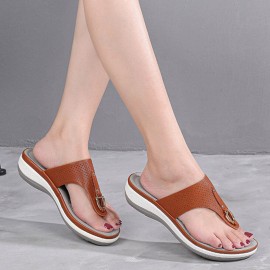 Women Summer Metal Decoration Flip Flops Comfy Clip Toe Sandals